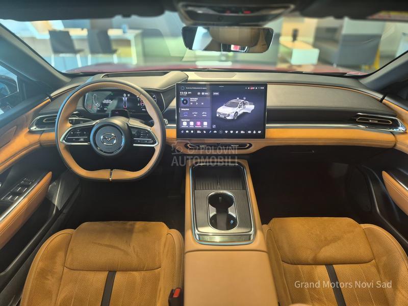 Mazda 6e TAKUMI PLUS LR