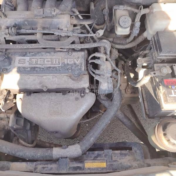 Chevrolet Aveo 1.2 16v