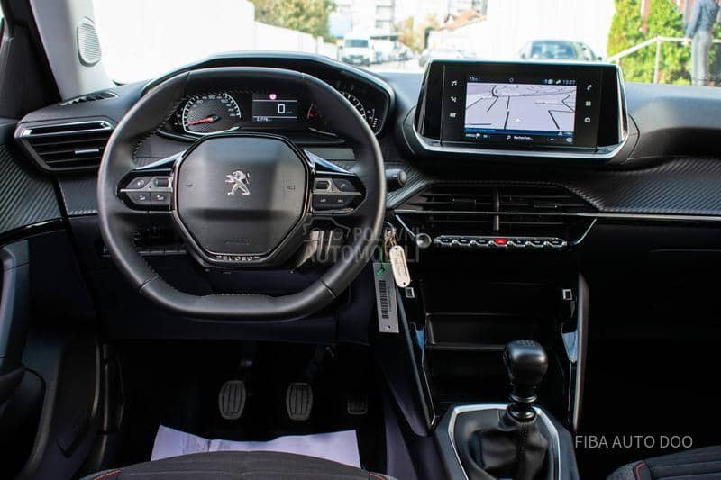 Peugeot 2008 1.2 ALU Led NOV