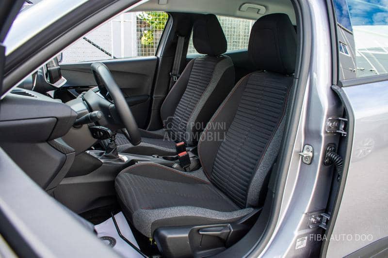 Peugeot 2008 1.2 ALU Led NOV