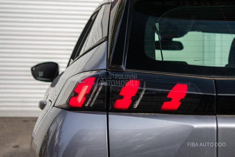 Peugeot 2008 1.2 ALU Led NOV