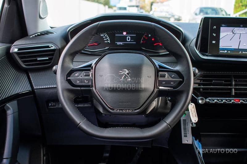 Peugeot 2008 1.2 ALU Led NOV
