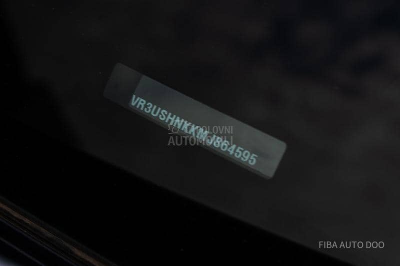 Peugeot 2008 1.2 ALU Led NOV