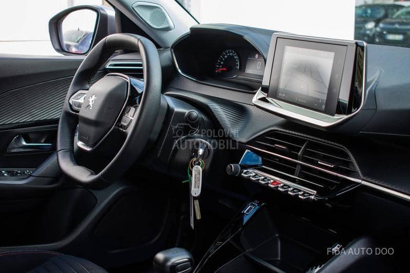 Peugeot 2008 1.2 ALU Led NOV