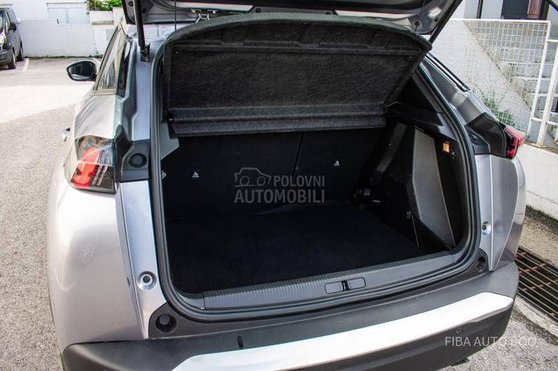 Peugeot 2008 1.2 ALU Led NOV