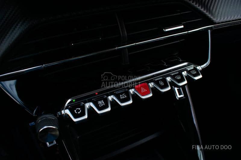 Peugeot 2008 1.2 ALU Led NOV