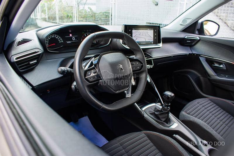 Peugeot 2008 1.2 ALU Led NOV