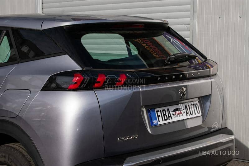 Peugeot 2008 1.2 ALU Led NOV