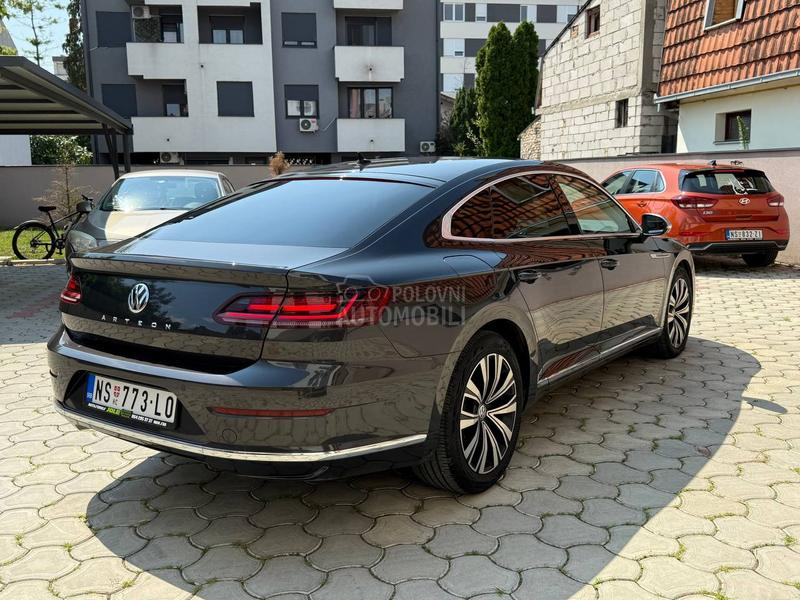 Volkswagen Arteon 2.0 ELEGANCE/VIRTUAL