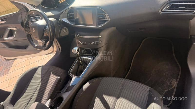 Peugeot 308 1,6 HDI