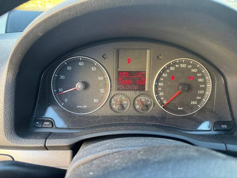 Volkswagen Golf 5 1.4tsi