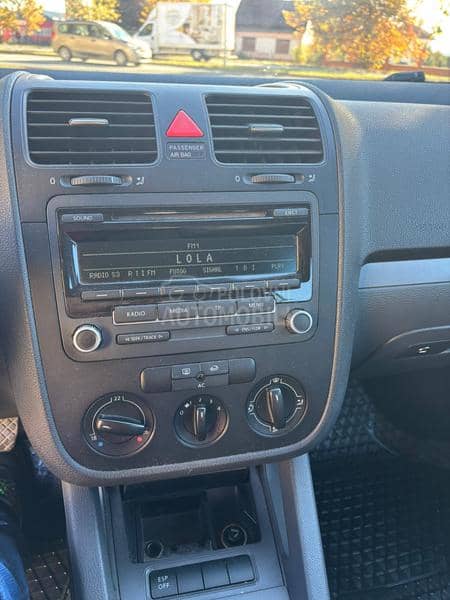 Volkswagen Golf 5 1.4tsi