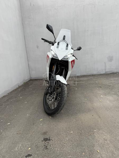 Moto Morini X Cape 650