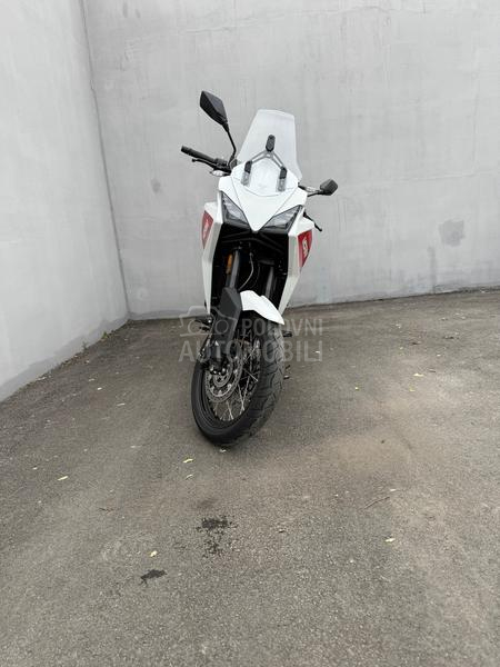 Moto Morini X Cape 650