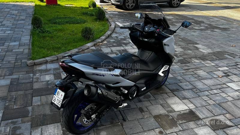 Yamaha TMAX 560
