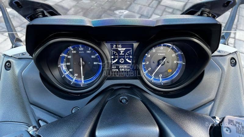 Yamaha TMAX 560