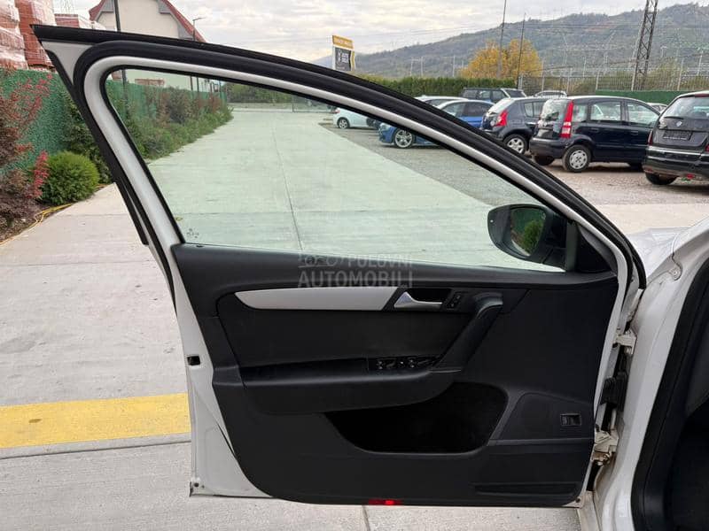 Volkswagen Passat B7 