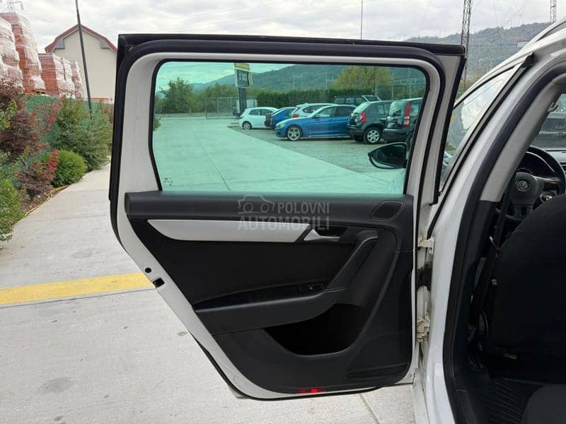 Volkswagen Passat B7 