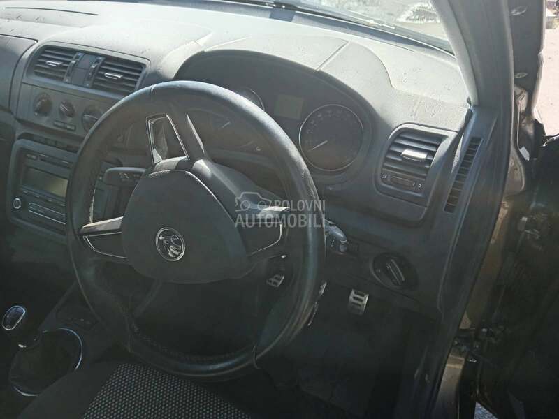 Škoda Roomster 2013. god. -  kompletan auto u delovima