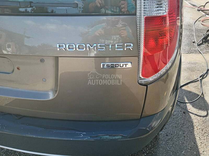Škoda Roomster 2013. god. -  kompletan auto u delovima