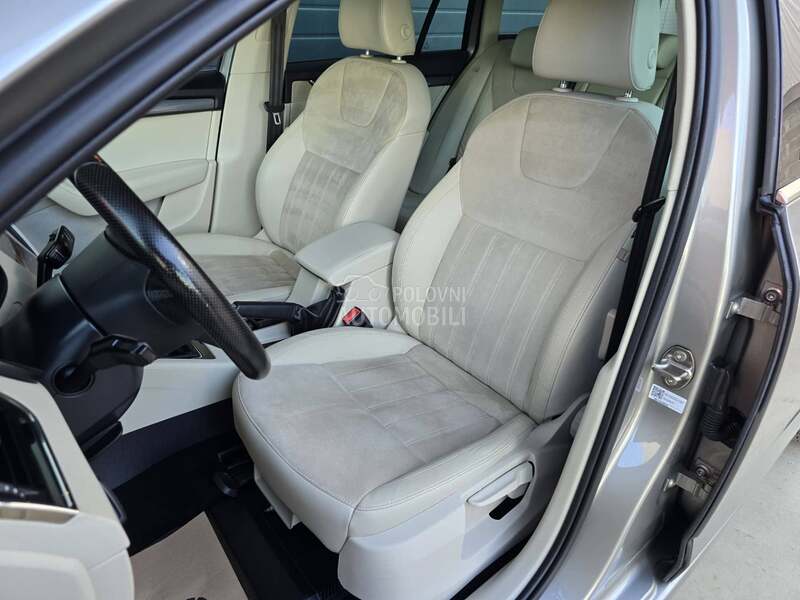 Škoda Octavia HIGHLINE PANO