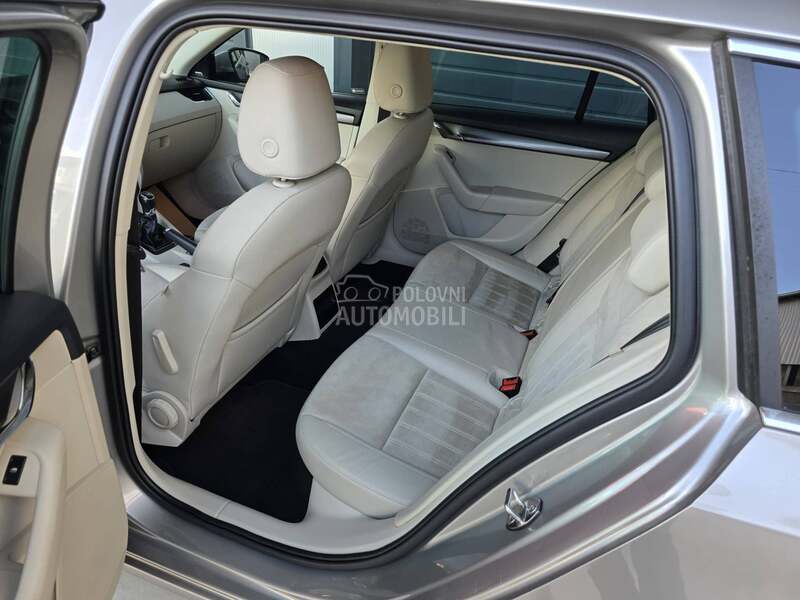 Škoda Octavia HIGHLINE PANO