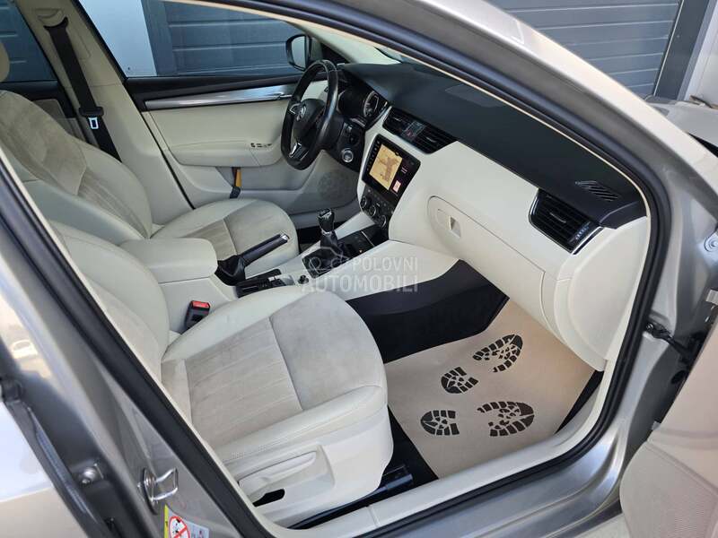 Škoda Octavia HIGHLINE PANO