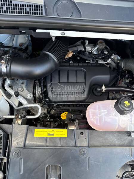 Opel Vivaro 1,6dci produzeni Navi