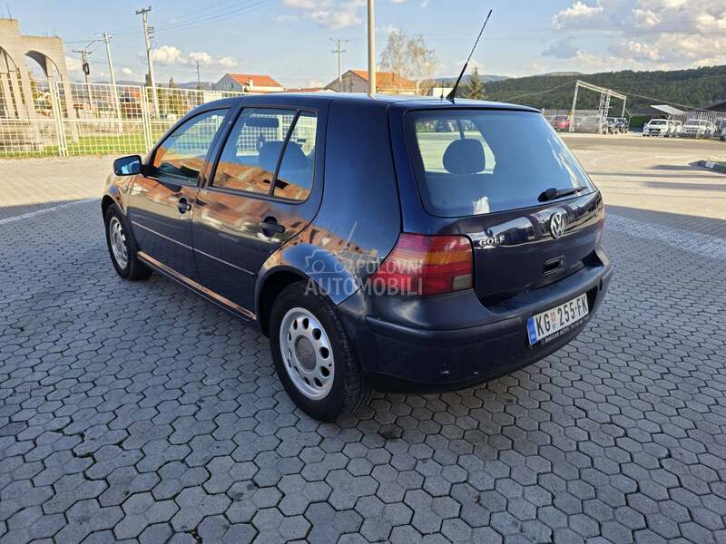 Volkswagen Golf 4 1.6 TNG  REG DUGO