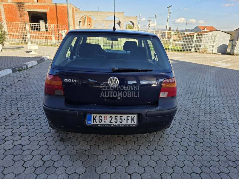 Volkswagen Golf 4 1.6 TNG  REG DUGO