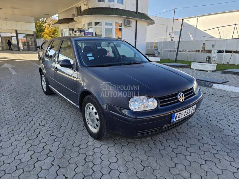 Volkswagen Golf 4 1.6 TNG  REG DUGO