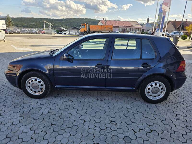 Volkswagen Golf 4 1.6 TNG  REG DUGO
