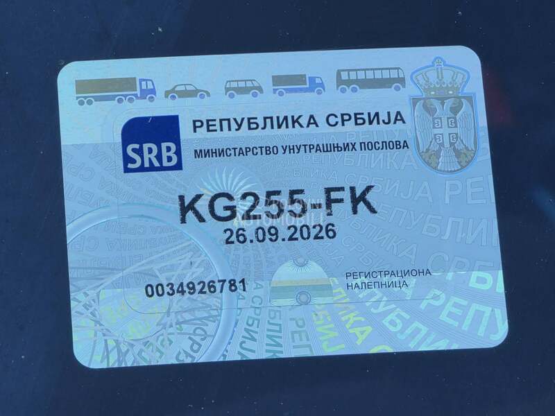 Volkswagen Golf 4 1.6 TNG  REG DUGO