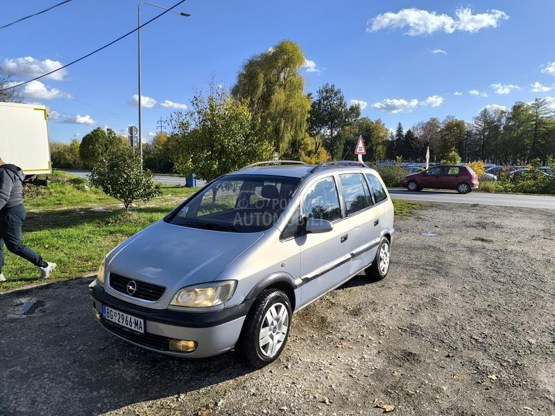 Opel Zafira 