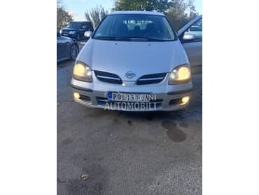 Nissan Almera Tino 