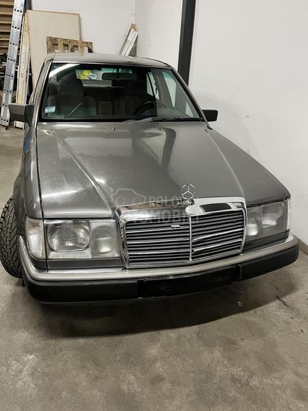Mercedes Benz W124 