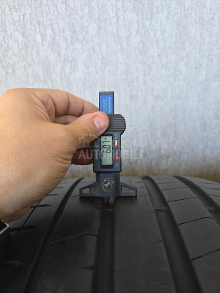 Pirelli 315/35 R21 Letnja