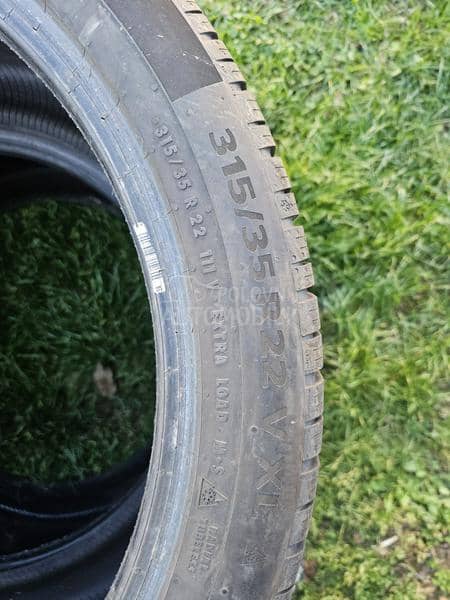 Continental 315/35 R22 Zimska