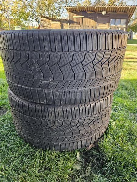 Continental 315/35 R22 Zimska