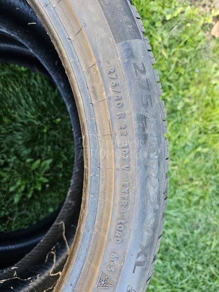 Continental 275/40 R22 Zimska