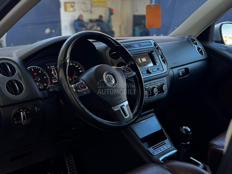 Volkswagen Tiguan KOZA / XENON / 4MTN