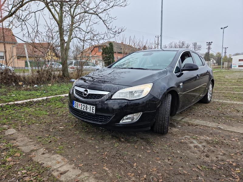 Opel Astra J 1.7 CDTI