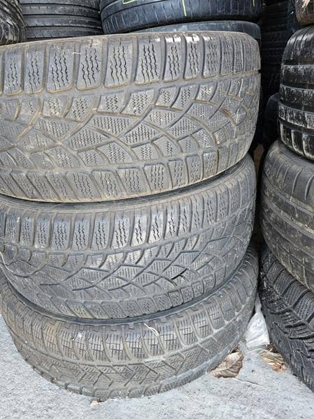 Dunlop 235/40 R19 Zimska
