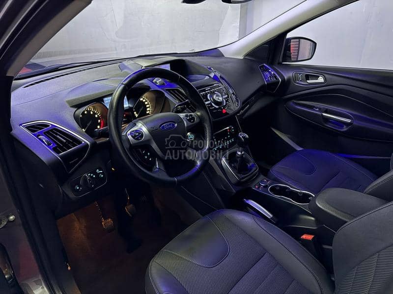 Ford Kuga N O V A Ford Kuga N O V A