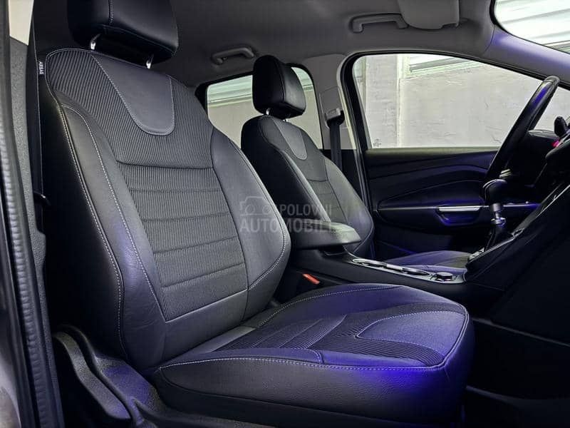 Ford Kuga N O V A Ford Kuga N O V A