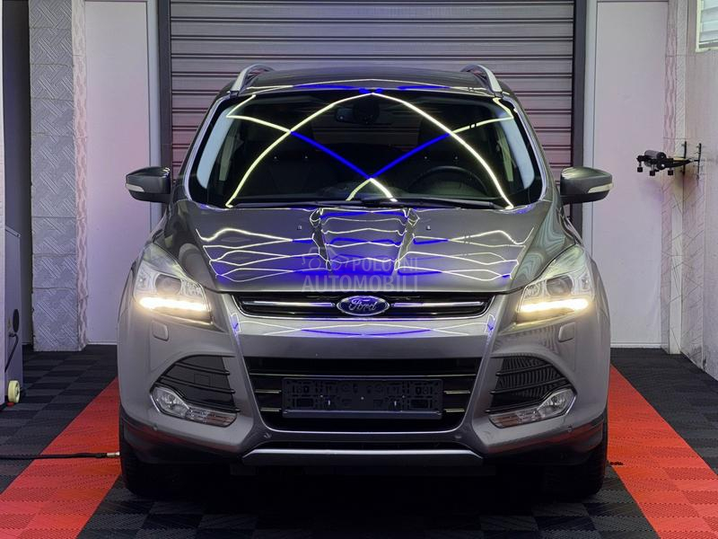 Ford Kuga N O V A Ford Kuga N O V A