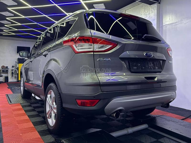 Ford Kuga N O V A Ford Kuga N O V A