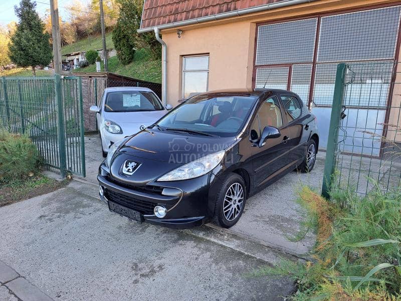 Peugeot 207 1.4 P-O-G-L-E-D-A-J