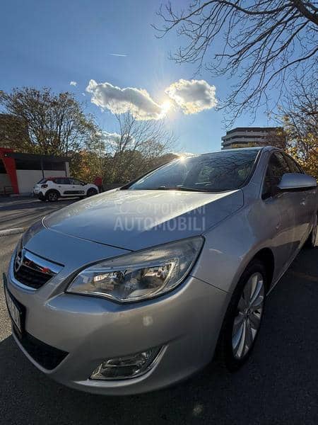 Opel Astra J 1.4