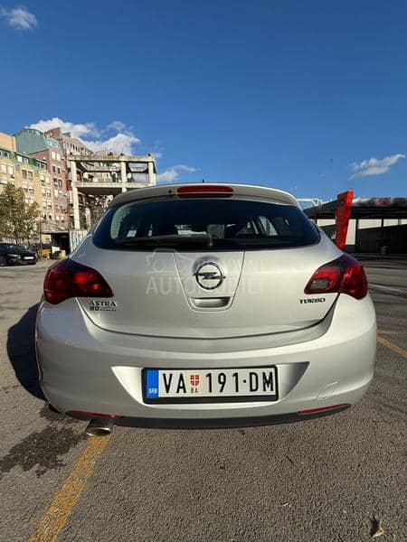 Opel Astra J 1.4